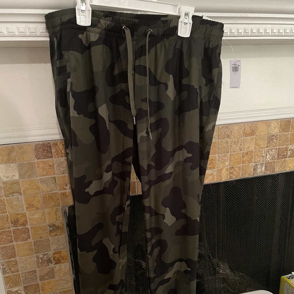 Old Navy camo joggers